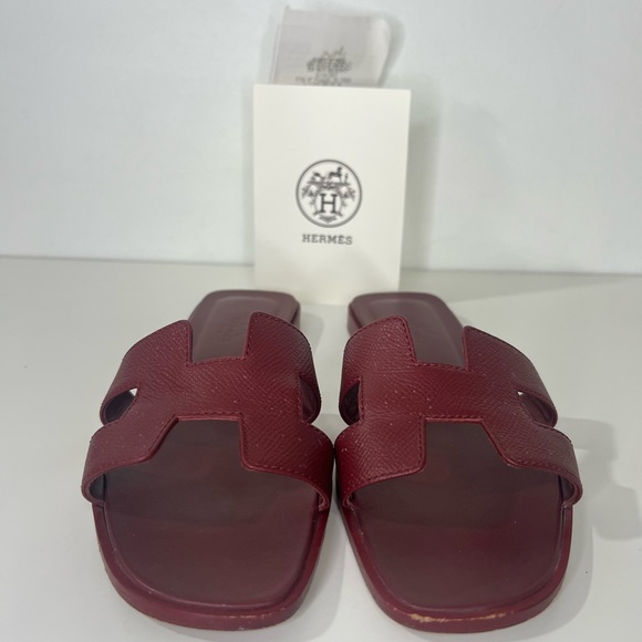 Hermes Oran Sandals in Rouge - Picture 3 of 11